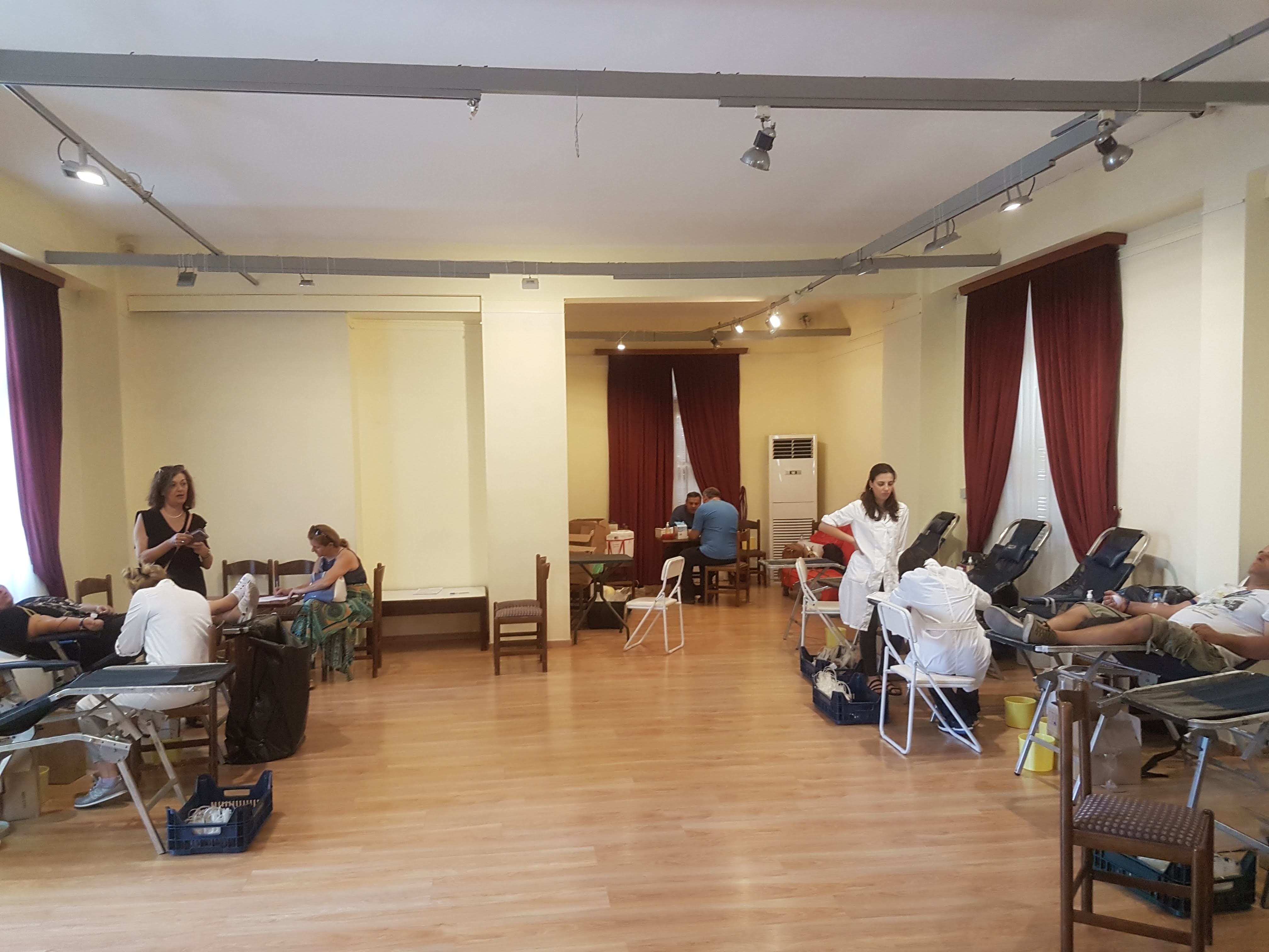 Πιστοί στο ραντεβού τους με την εθελοντική αιμοδοσία του Δήμου οι Ηρακλειώτες 