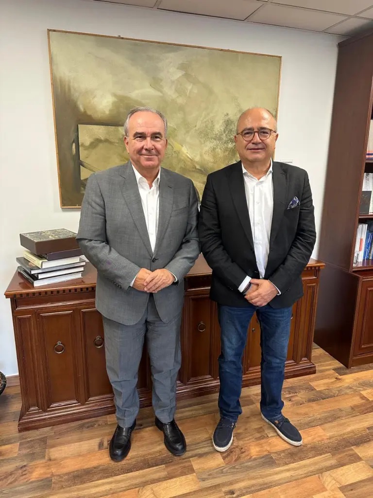 Συνάντηση Μπάμπαλου – Παπαθανάση για τα χρηματοδοτικά προγράμματα που μπορούν να αξιοποιηθούν 