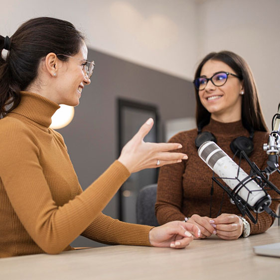 Συνεντεύξεις / Απόψεις