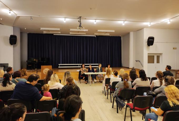 Οι γονείς ρωτούν ο ΟΠΑΚΜ απαντά: συνάντηση γονέων των βρεφονηπιακών σταθμών του Δήμου Ηρακλείου Αττικής